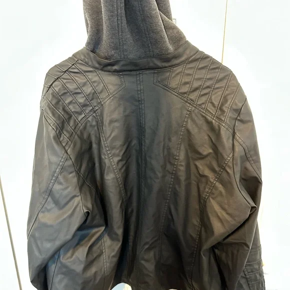 Plus size, faux black leather jacket with attached gray hoodie lining. Size 2x - Picture 6 of 9